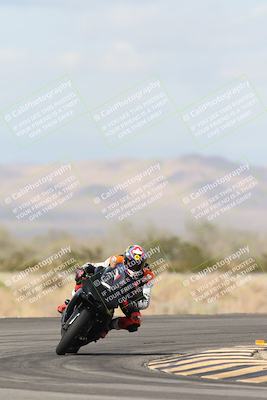 media/Nov-16-2025-Race Pace (Sun) [[8c5fa54630]]/Verified Riders/7-Turn 4 (1155am)/